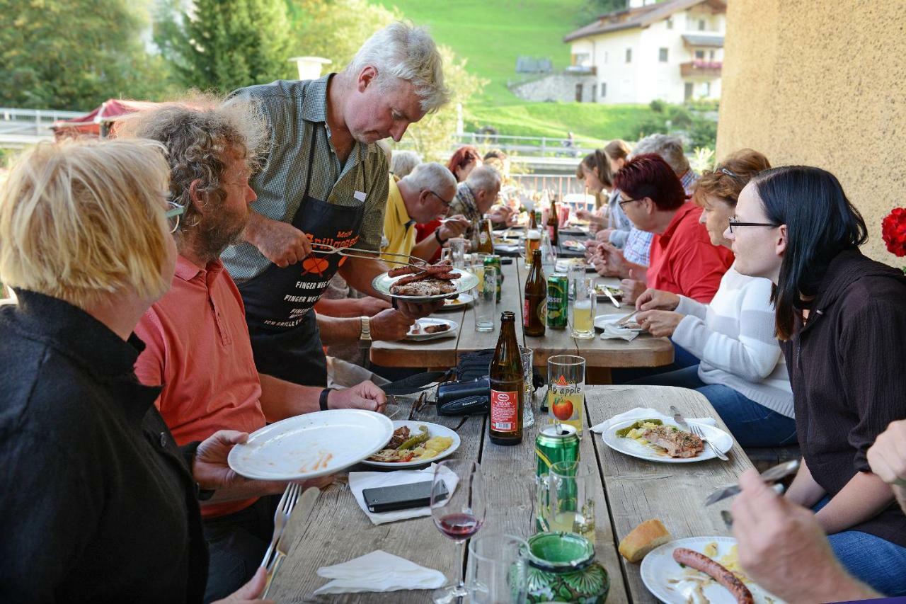 أورتيسايْ Hotel Garni Vanadis المظهر الخارجي الصورة